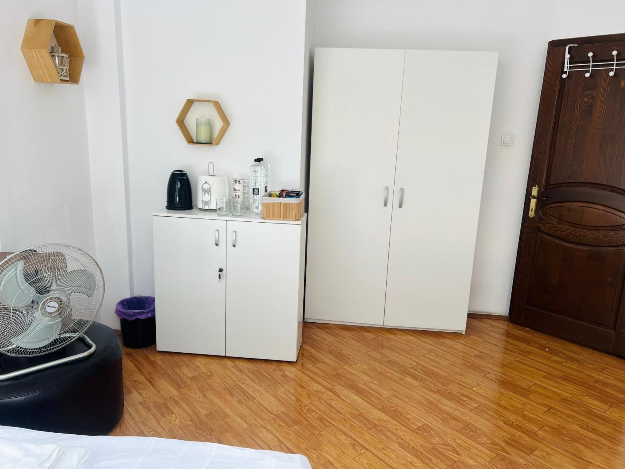 Silvia Ultracentral Cluj-Napoca Luaran gambar